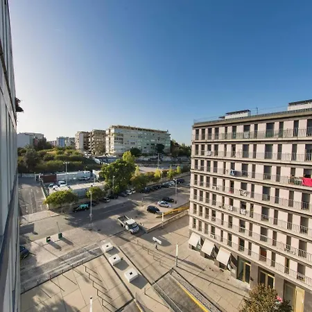 Apartamento Comfortable In Campo Pequeno *