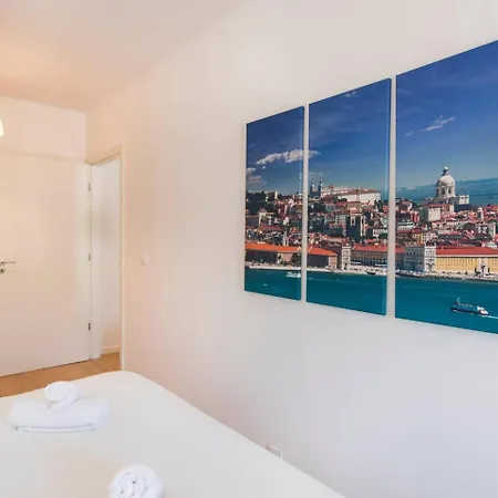 Comfortable In Campo Pequeno Lisboa