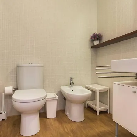 Apartment Comfortable In Campo Pequeno Lissabon